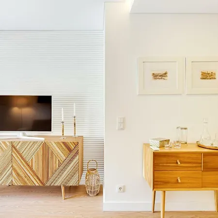 Апартаменты Wood Premium Downtown By Da'home *